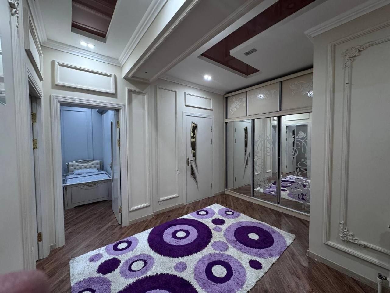 A Stylish Apartment In The Heart Of Tashkent! Exterior photo