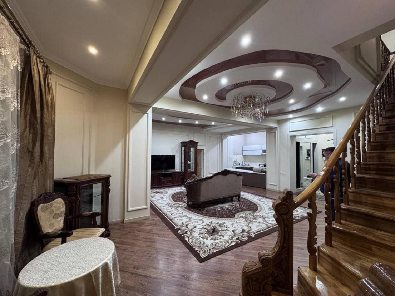 A Stylish Apartment In The Heart Of Tashkent! Exterior photo